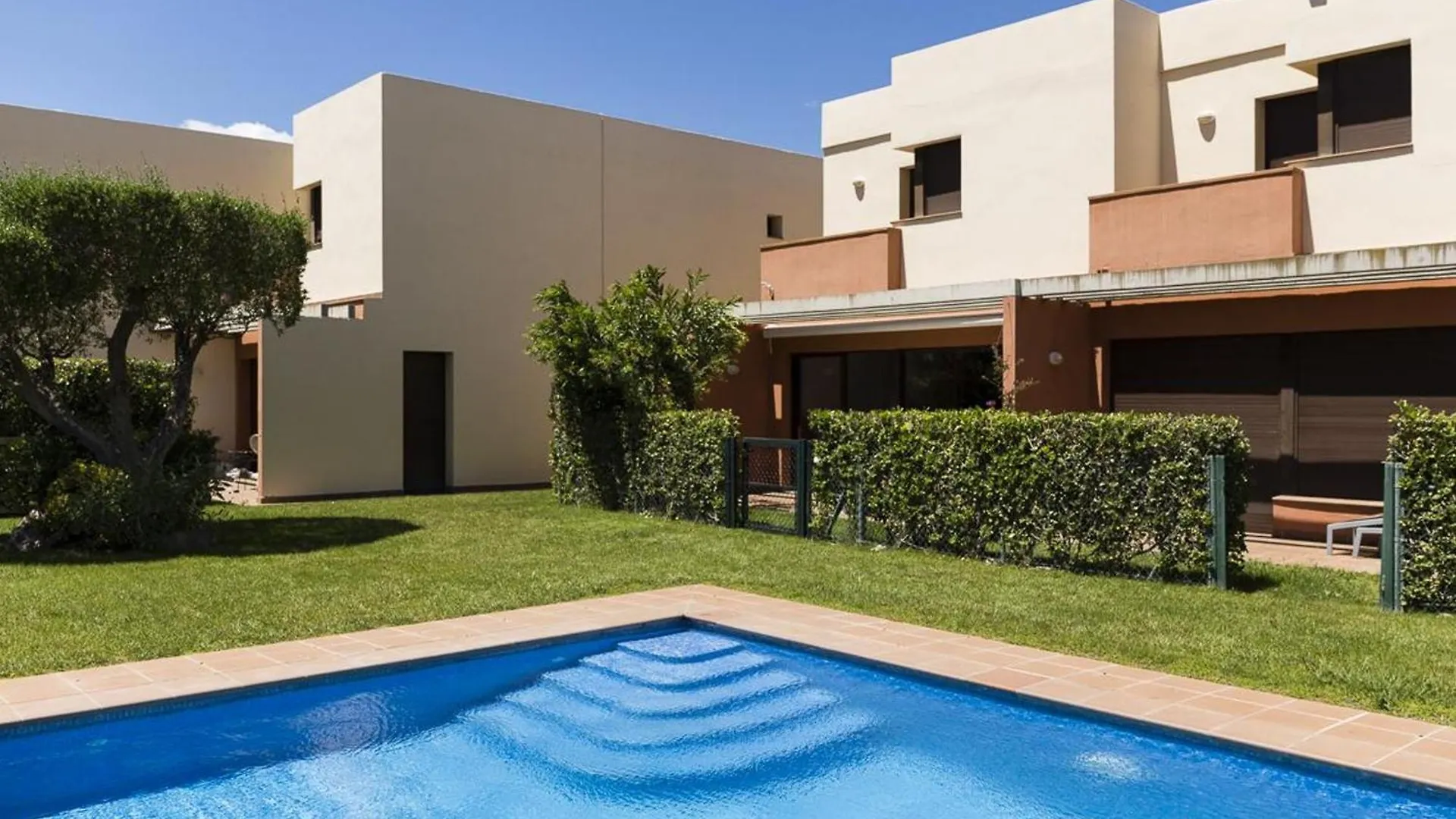 Casa Con Piscina, Cerca Playas D'Empuries, 300M, 6 Personas - Es-325-39 Villa Torroella De Montgri